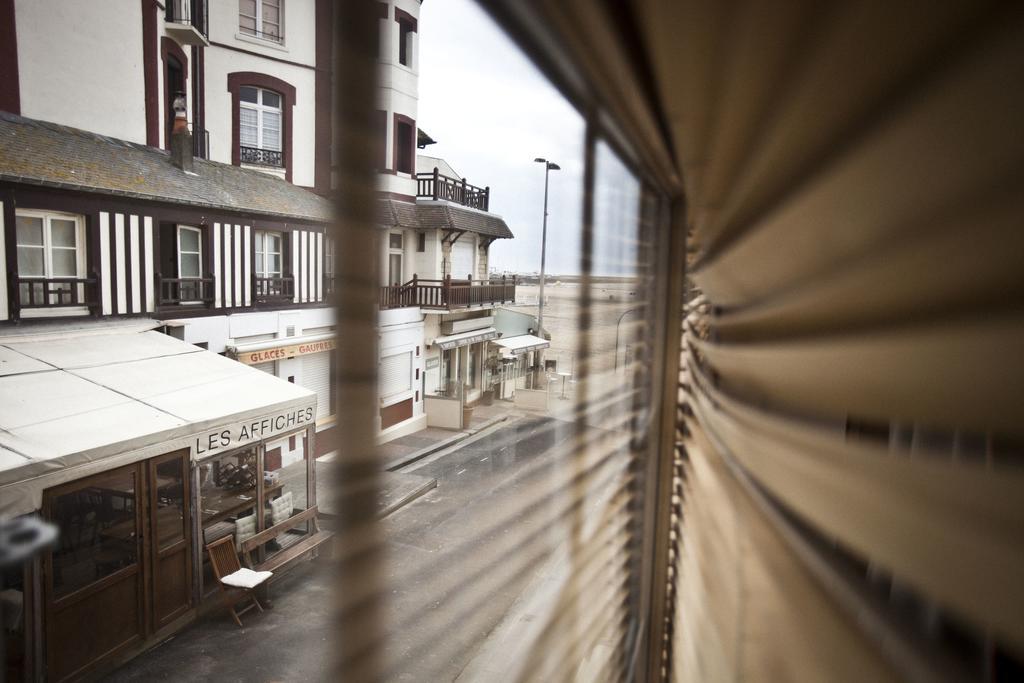 La Mouette Apartment ทรูวิลล์-ซูร์-แมร์ ภายนอก รูปภาพ