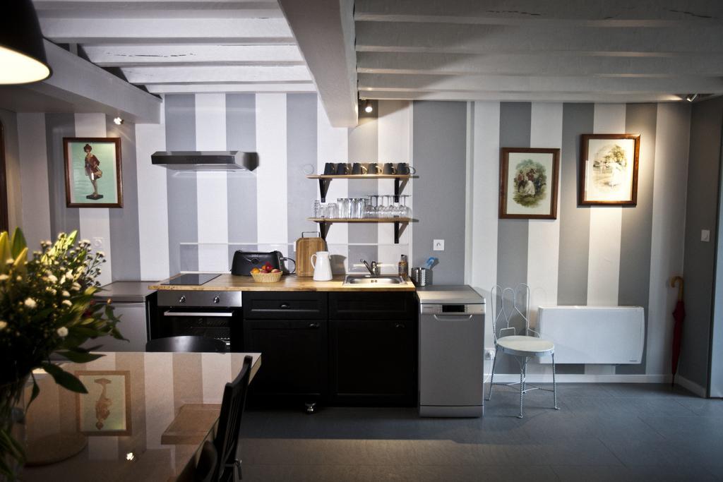 La Mouette Apartment ทรูวิลล์-ซูร์-แมร์ ภายนอก รูปภาพ